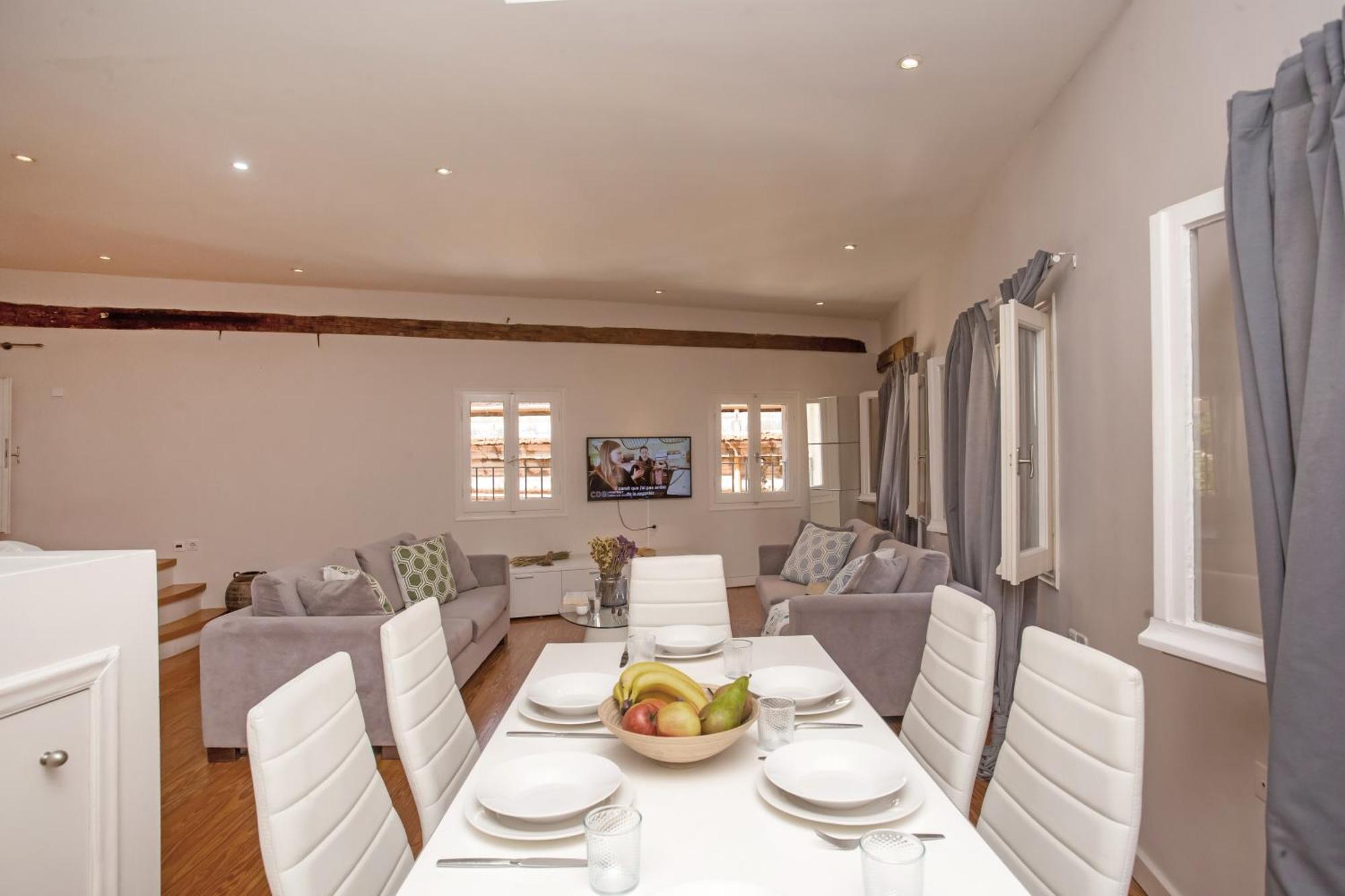 Guilford Loft Apartment
